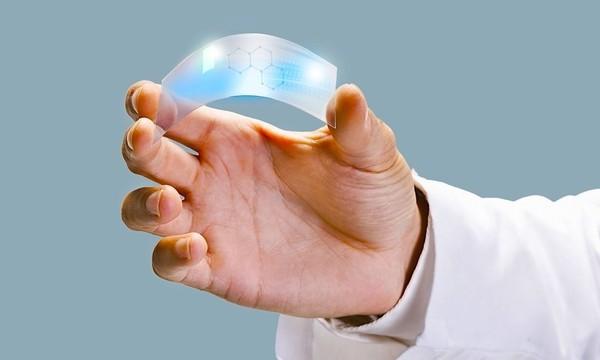 当AI穿上生物外衣 新型合成材料如何架起人脑与硅基世界的桥梁